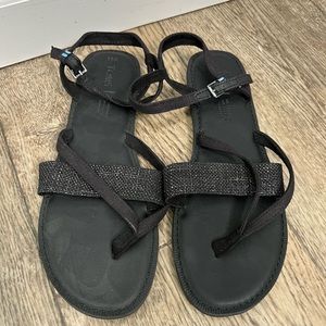 Toms Lexie Novelty Canvas Sandal - Black - Size 8.5